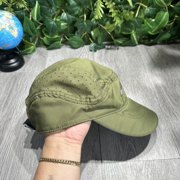 Vintage Nike Y2K Tailwind Olive Green Running 5 Panel Cap Hat Fit Dry RARE